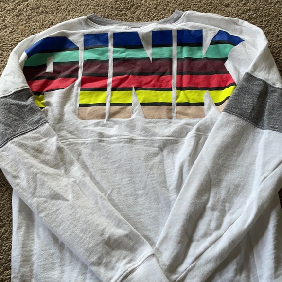 Pink pull over - Picture 2 of 3